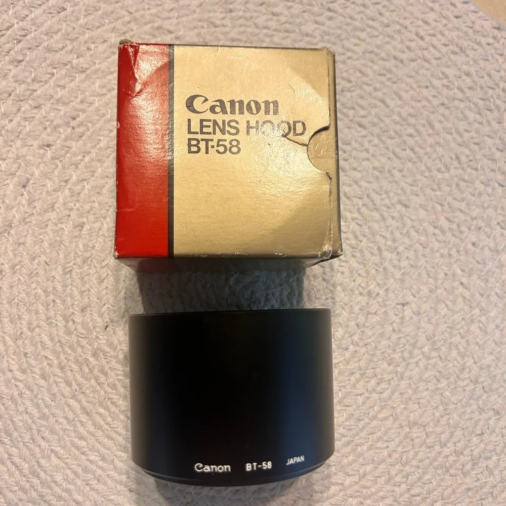 Canon Genuine Lens Hood BT-58 w/ Box